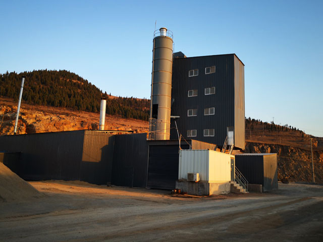 環保型LB2000瀝(lì)青攪拌站(zhàn)