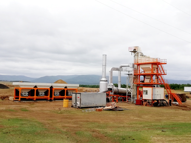 瀝(li)青攪拌站(zhan)用途及組(zǔ)成