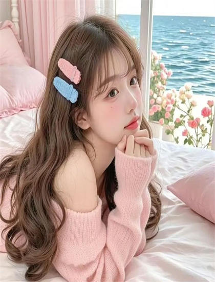 探索《法兰西万岁》的奥秘：隐藏细节与深层意义，收藏必备